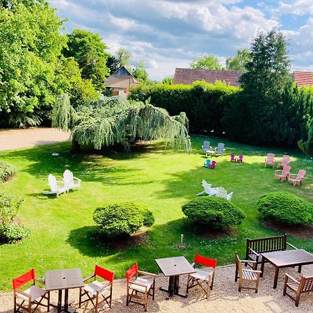 Chateau Corneille Vieux-Villez Bagian luar foto