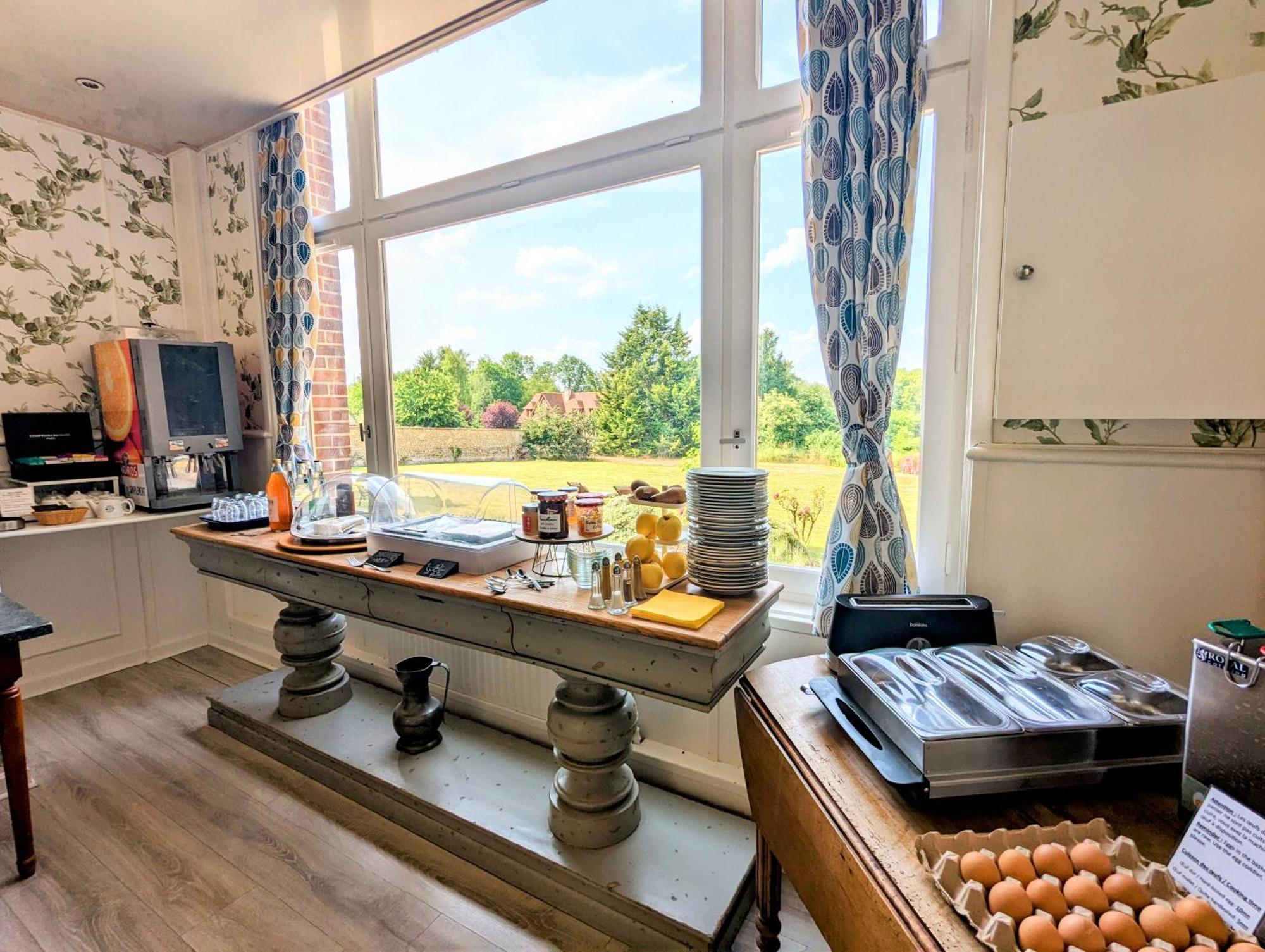 Chateau Corneille Vieux-Villez Bagian luar foto