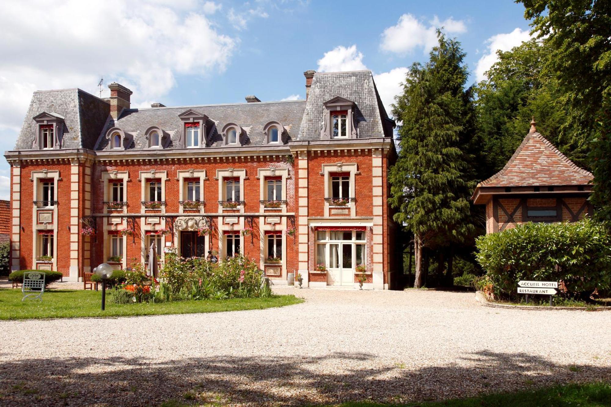 Chateau Corneille Vieux-Villez Bagian luar foto